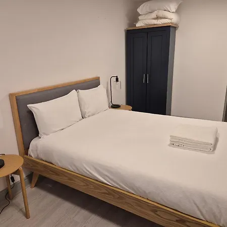 Entire Flat In Centre * 요크