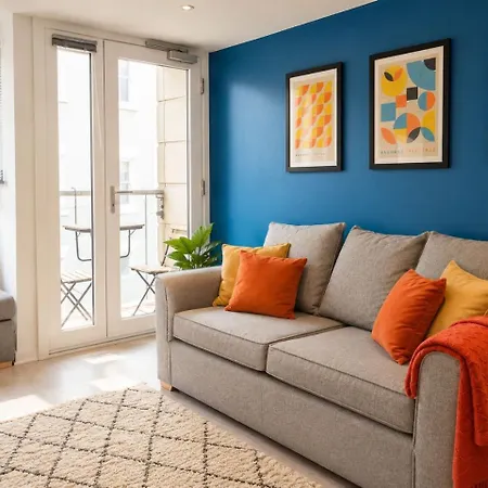 Panoramic Views, Balcony, Lift, Family شقة