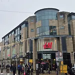 Panoramic Views, Balcony, Lift, Families Or Groups, Workspace, Parking Nearby *