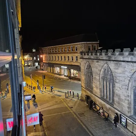 Entire Flat In Centre *